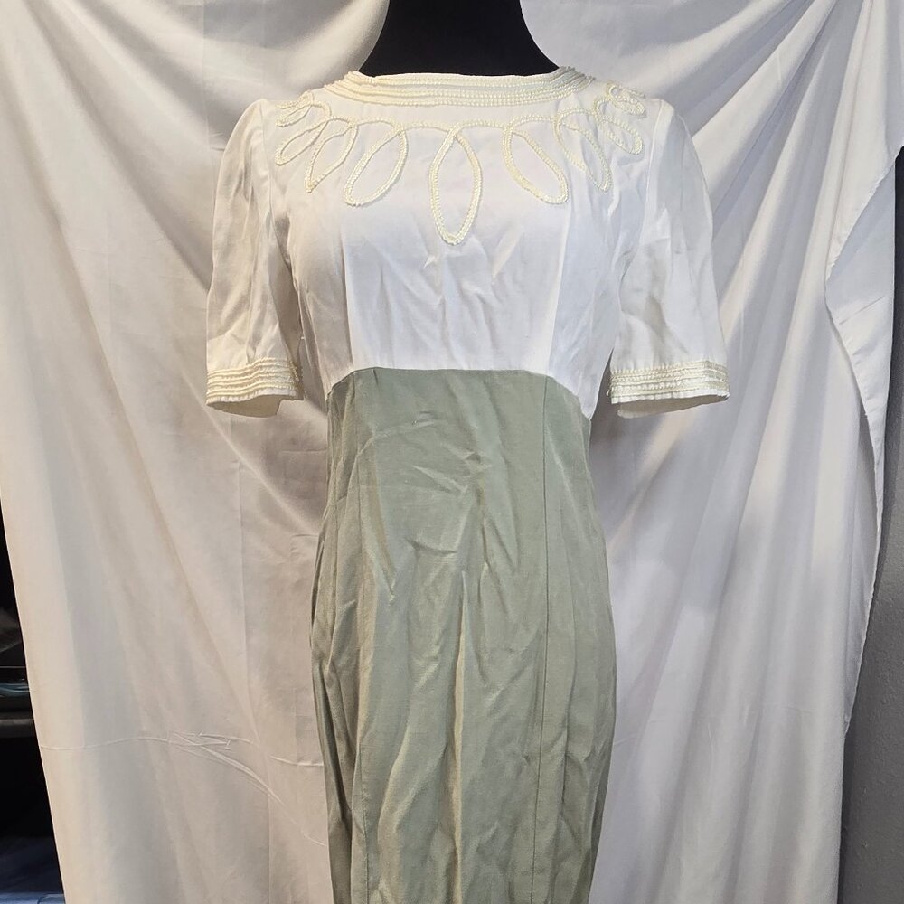 Vintage M.H.M Melissa Harper Dress Size Medium Green & Ivory Rayon & Poly